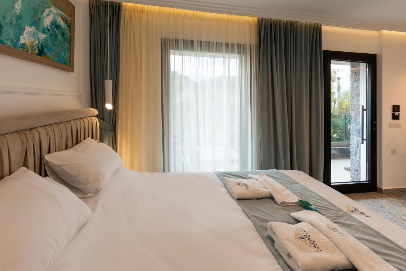 Lazar Lux Suites - Ammoudara Amoudara  Oda fotoğraf