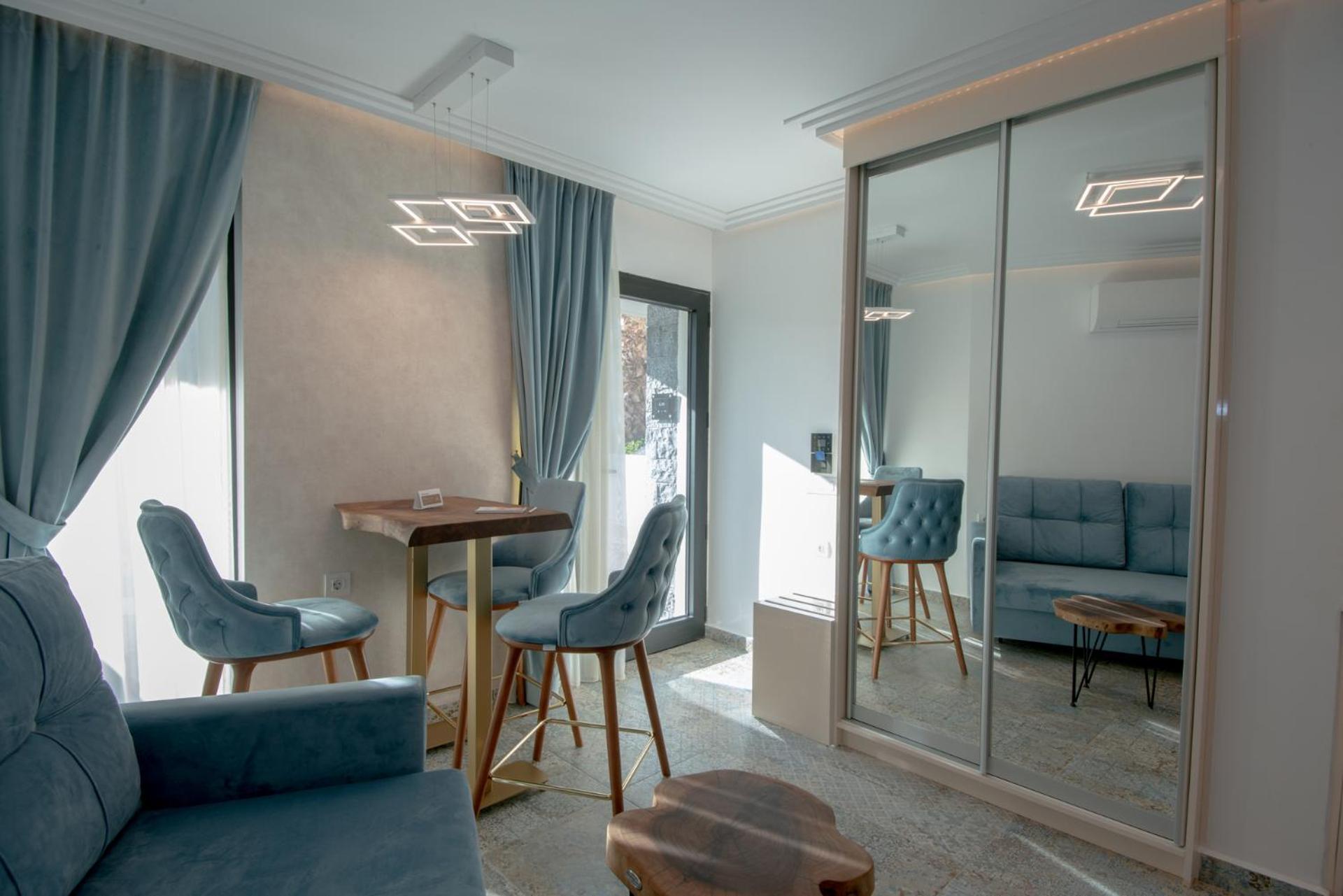 Lazar Lux Suites - Ammoudara Amoudara  Oda fotoğraf